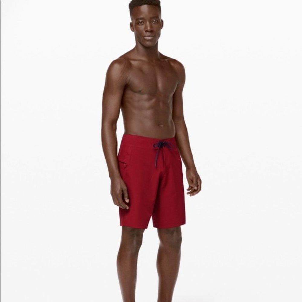 Lululemon Current State Board Short 9" Sz 32